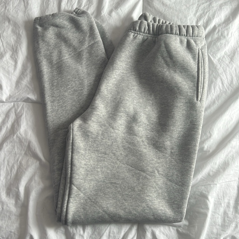 Mayfair Group Everyone’s Welcome Fleece Sweatpants - Picture 3 of 7